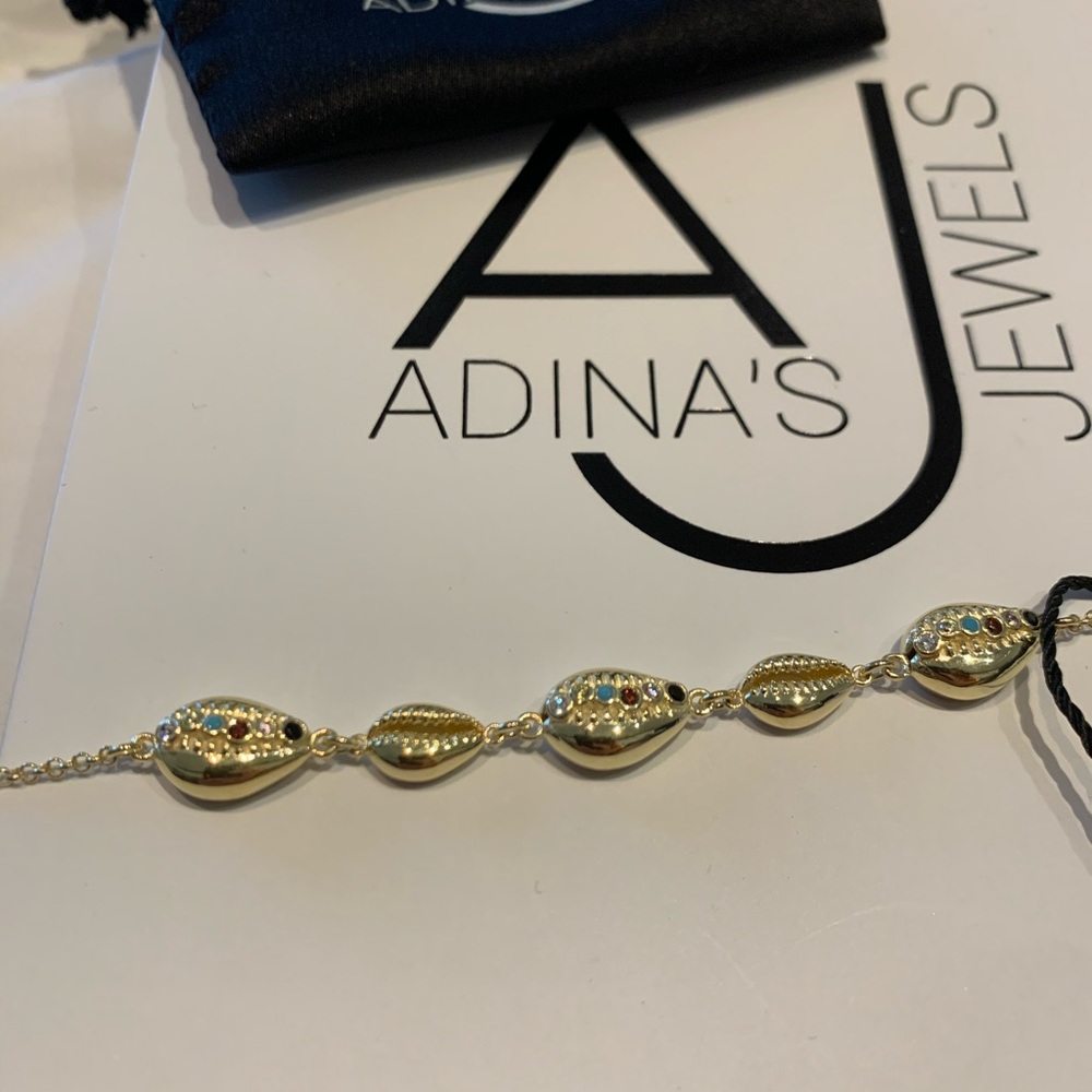 Shell Chain Bracelet - Picture 3 of 5